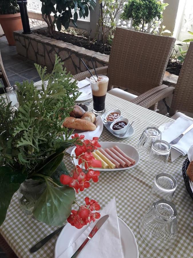 Hotel Florakis Livanátai المظهر الخارجي الصورة