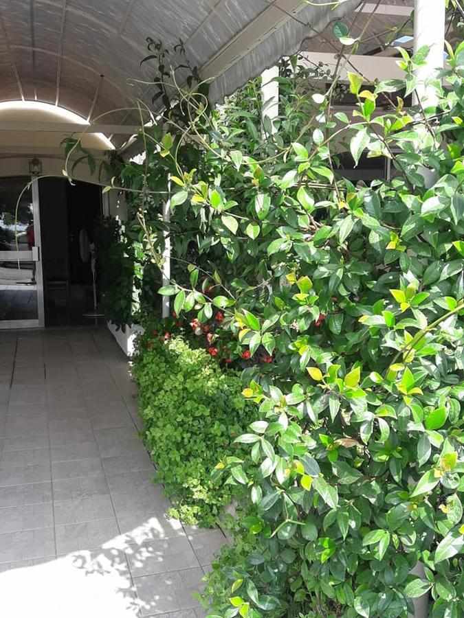 Hotel Florakis Livanátai المظهر الخارجي الصورة